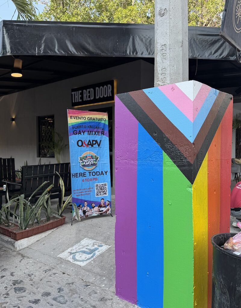 mixer gay the red door