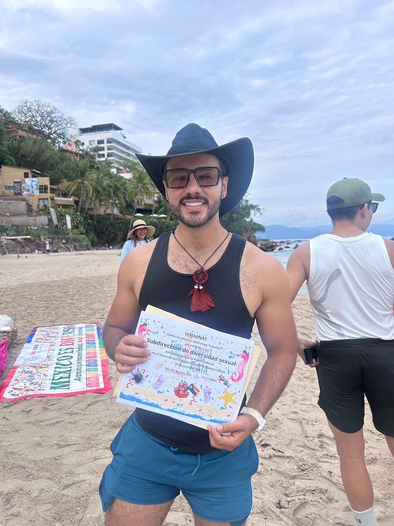 Adoption Caballito beach