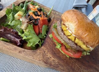The Swedes Introduces Summer Lunch Service and Afternoon Happy Hour the swedes hamburger 3