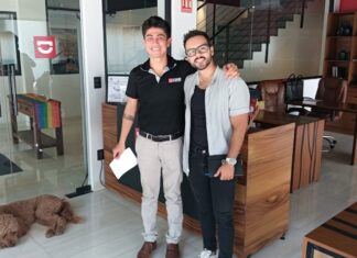 PV Sexual Diversity Subdirectorate Calls for Local Business Collaboration July 15 Chief Operating Officer at Donner & Associates, Alberto Martínez, and Carlos Plascencia, director of the Sexual Diversity Subdictorate.