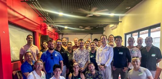 business owners meeting Zona Romántica