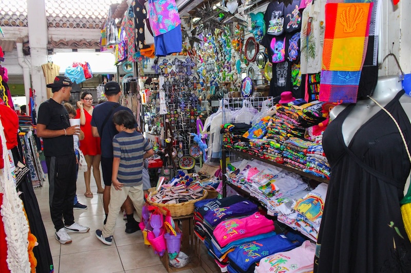 shoping interior markets 1