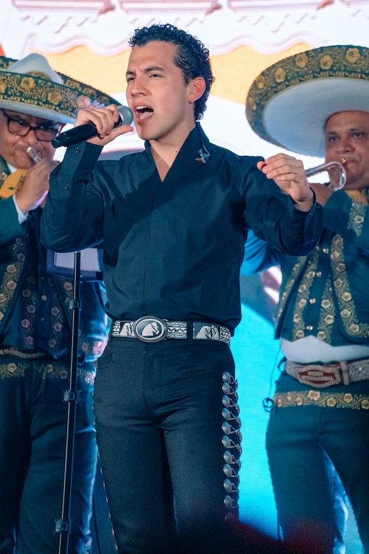 Mario Girón performing the anthem "México Lindo y Querido" at the Miami, Florida announcement for Heat Latin Music Awards. Photo Provided.