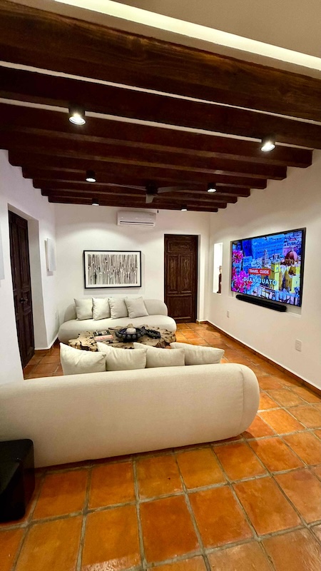 jacobs house living room